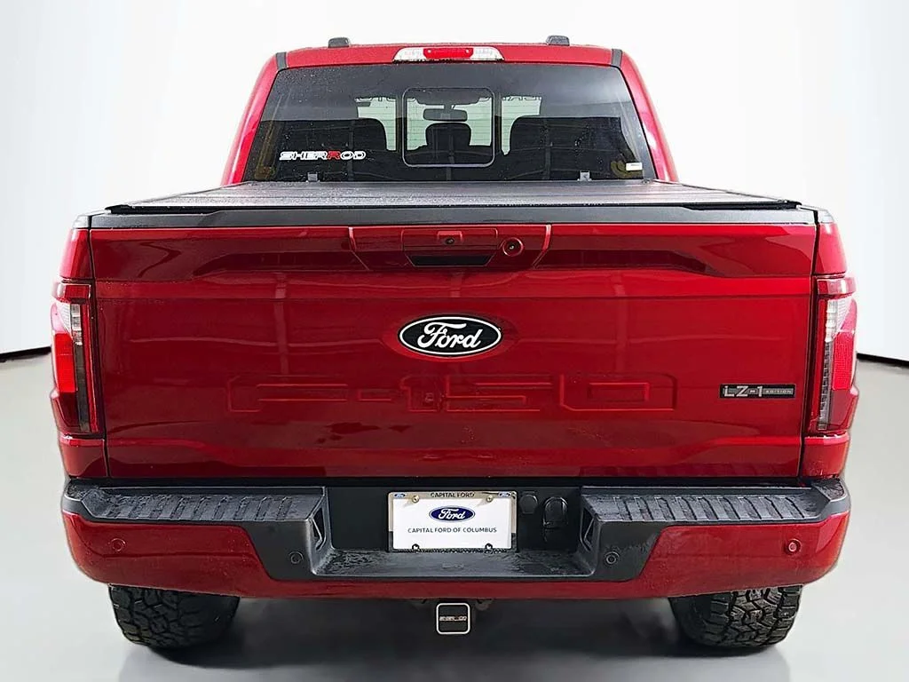 New 2025 Rapid Red Metallic Tinted Clearcoat Ford XLT image 14