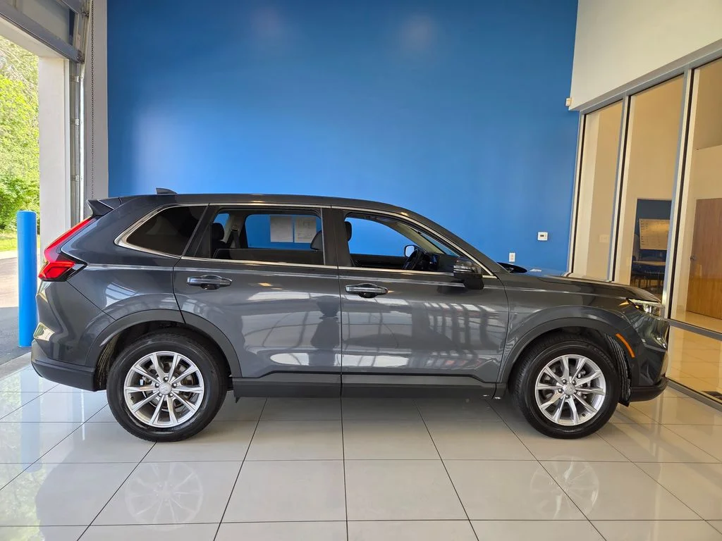 Certified Used 2025  Honda EX-L image 5