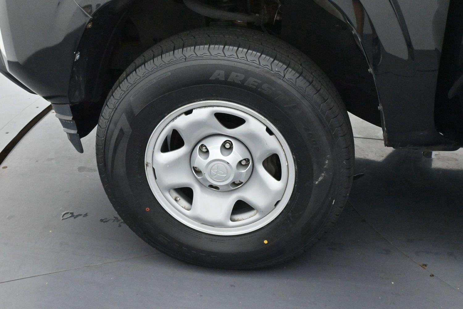 Used 2022 Midnight Black Metallic Toyota SR image 30