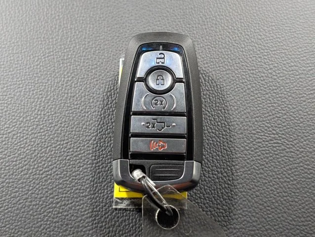 New 2026 Agate Black Metallic Ford F-250® Lariat® image 66