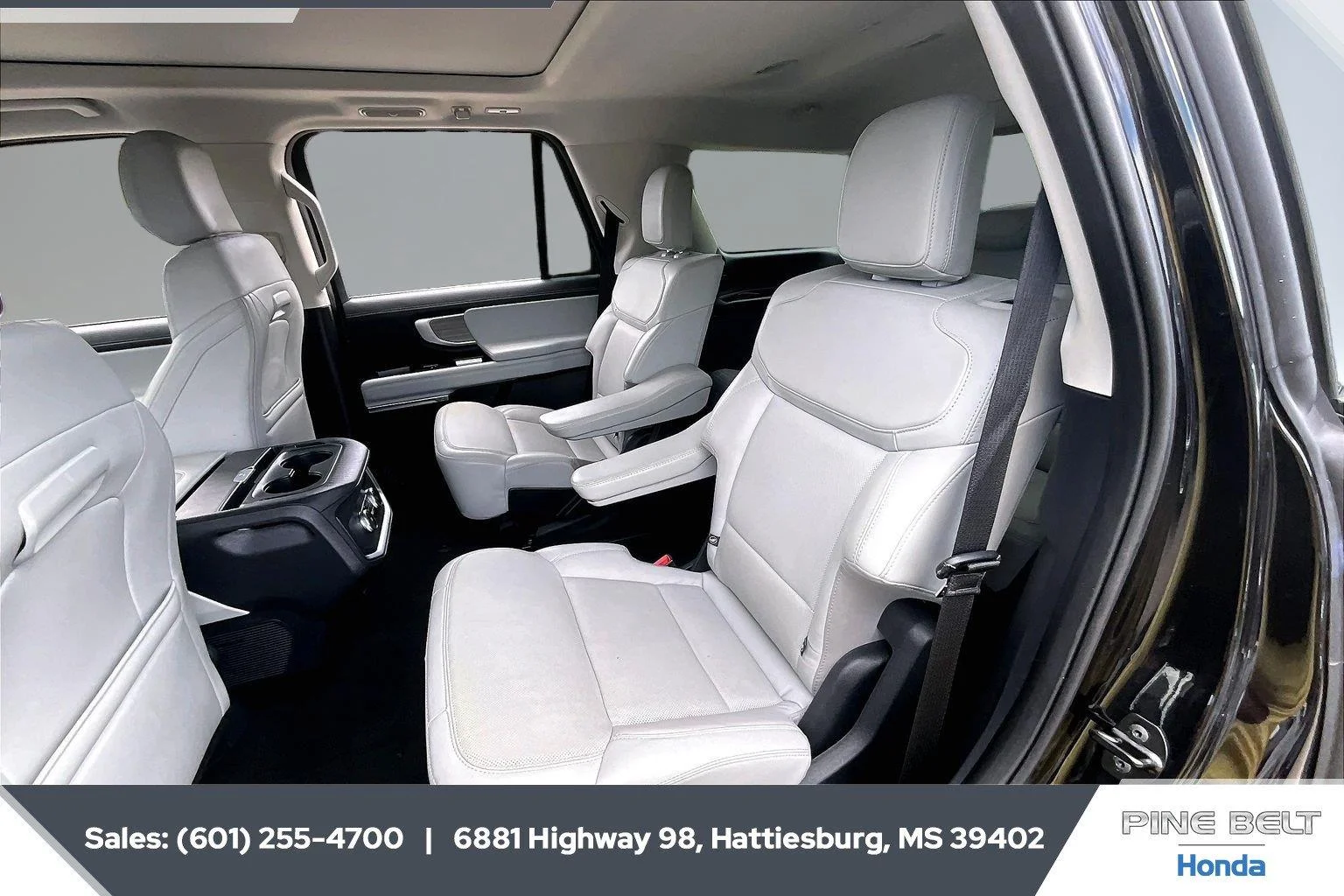 Used 2025 Agate Black Ford Platinum image 19