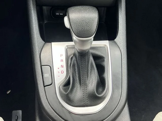 Used 2023 Black Kia LXS image 21