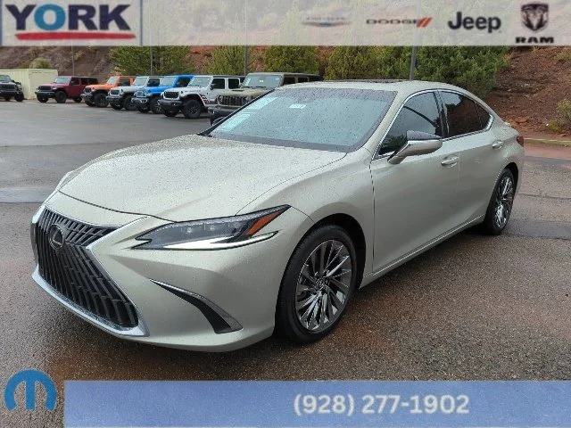 2025 Lexus ES Hybrid