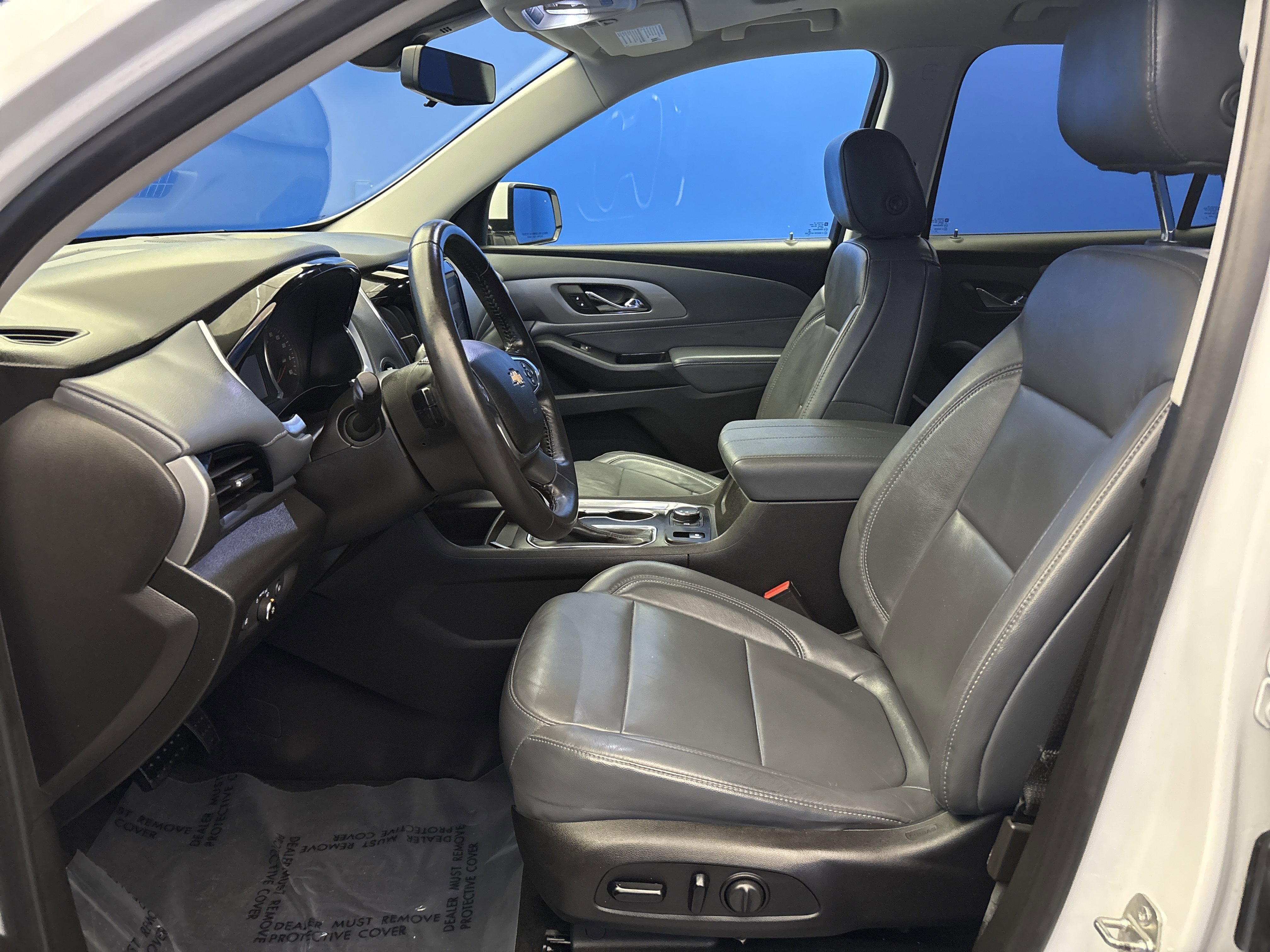Used 2019 Summit White Chevrolet LT Leather image 12