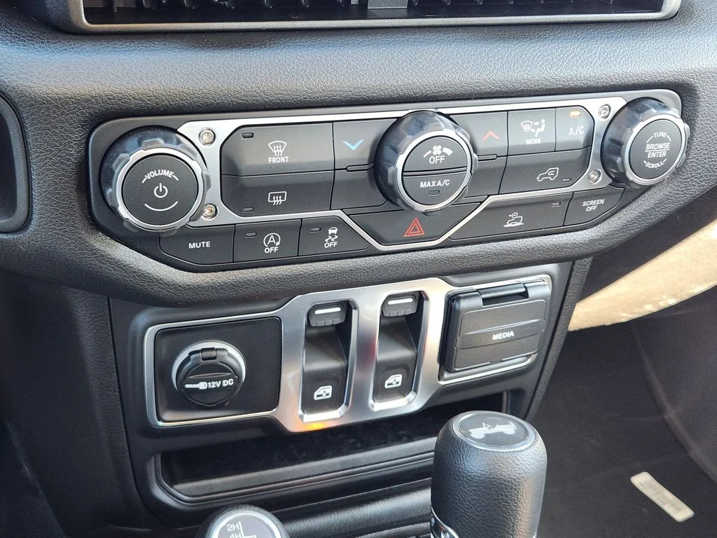 2026 Jeep Wrangler 2-Door Sport - Photo 14