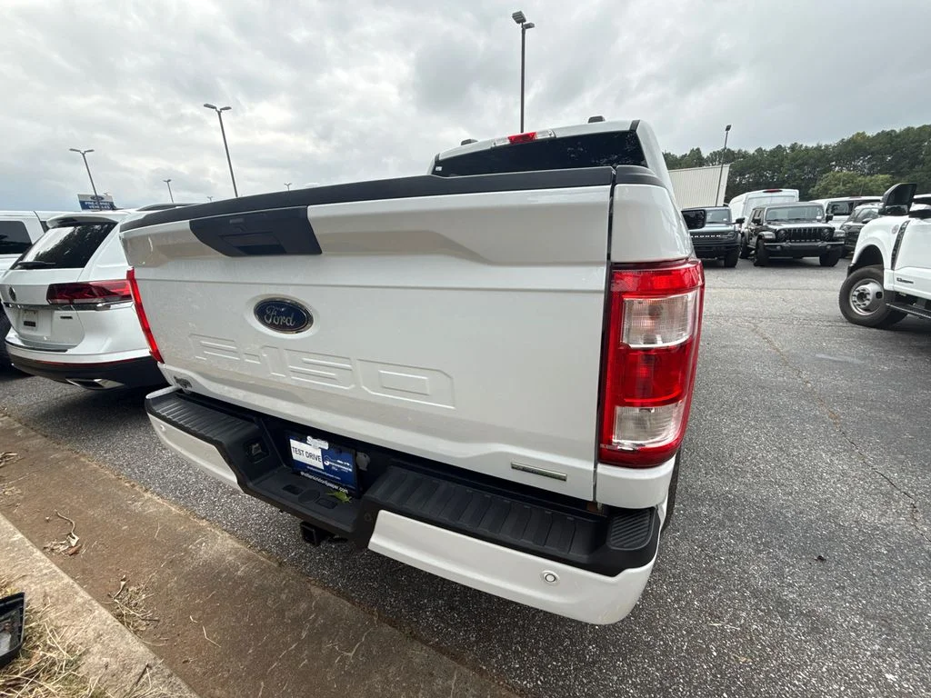 Used 2023 White Ford XL image 17