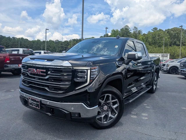 2025 GMC Sierra 1500 SLT