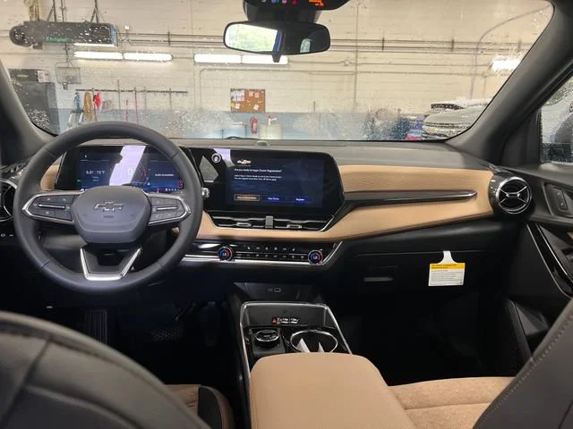2027 Chevrolet Equinox ACTIV - Photo 13