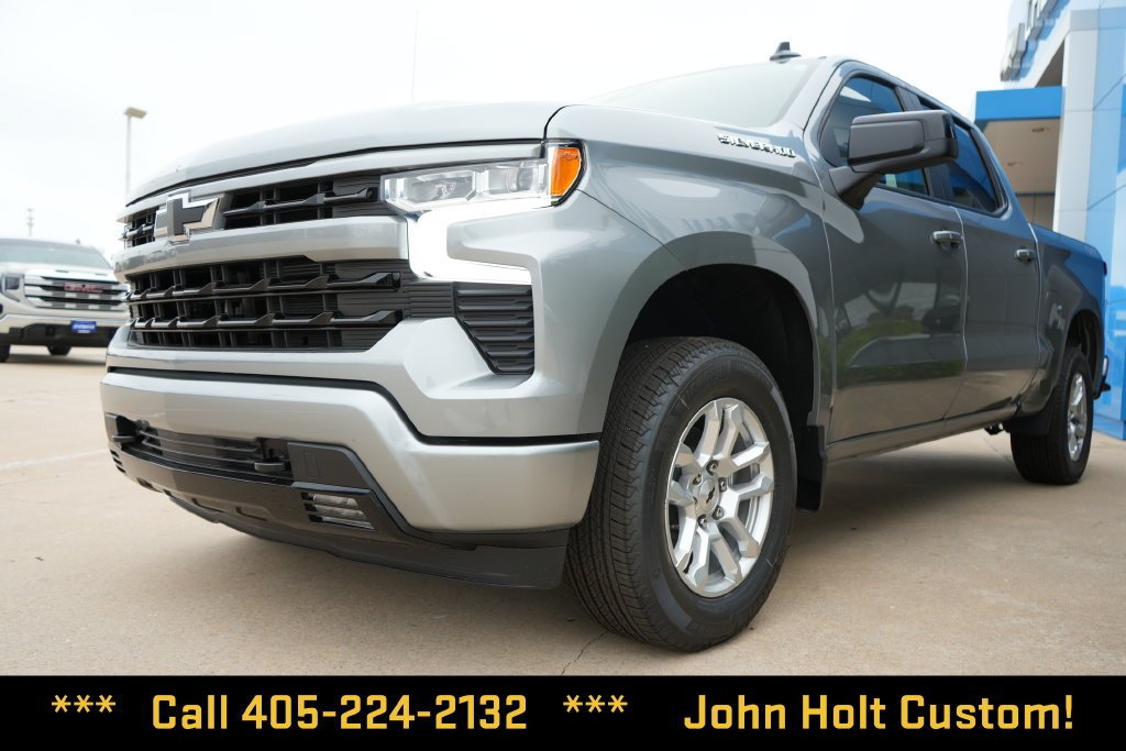 New 2026 Sterling Gray Metallic Chevrolet RST image 4