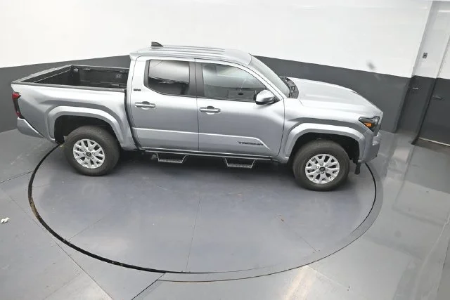 Used 2026 Silver Toyota SR5 image 30