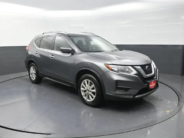 Used 2019 Gray Nissan SV image 10