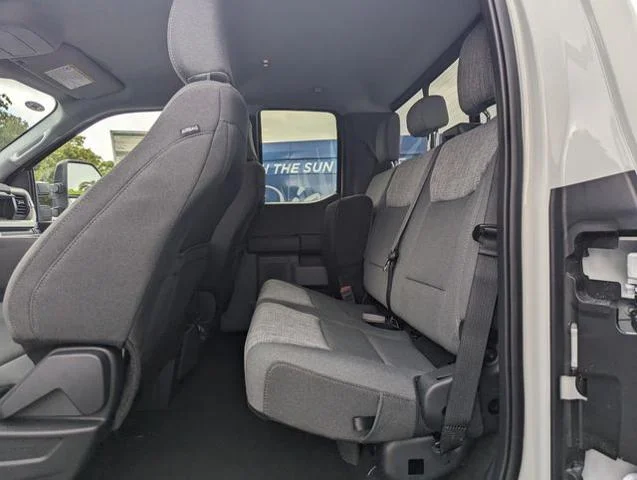 New 2025 Oxford White Ford F-350® XLT image 24