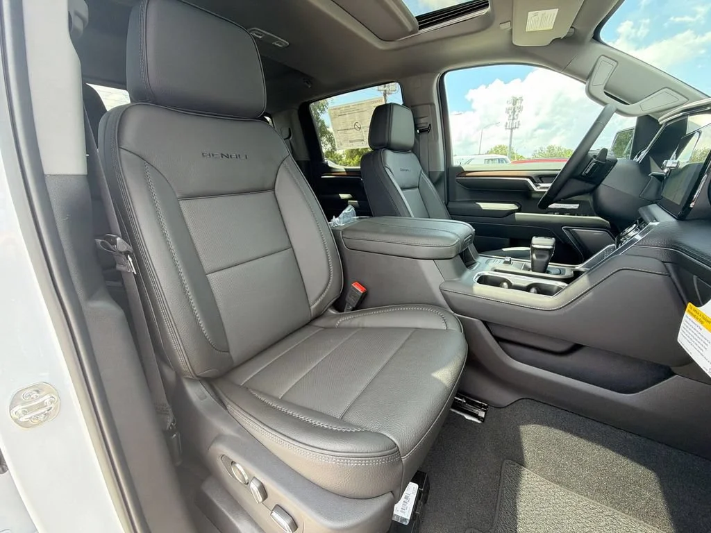 New 2026 Glacier White Tricoat GMC Denali image 34