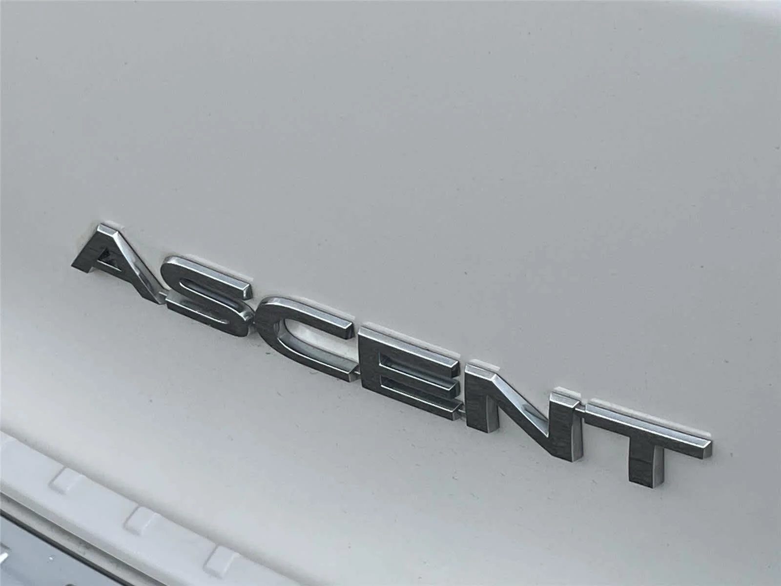 Used 2021 Crystal White Pearl Subaru Premium image 7