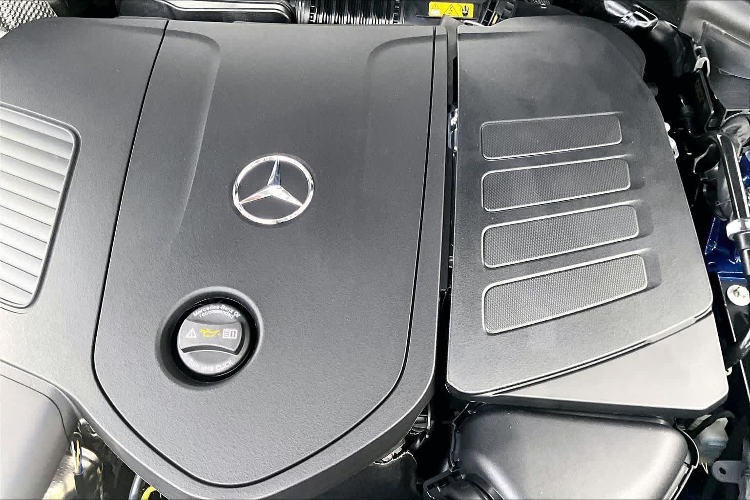 New 2026 Starling Blue Metallic Mercedes-Benz GLC 300 image 19