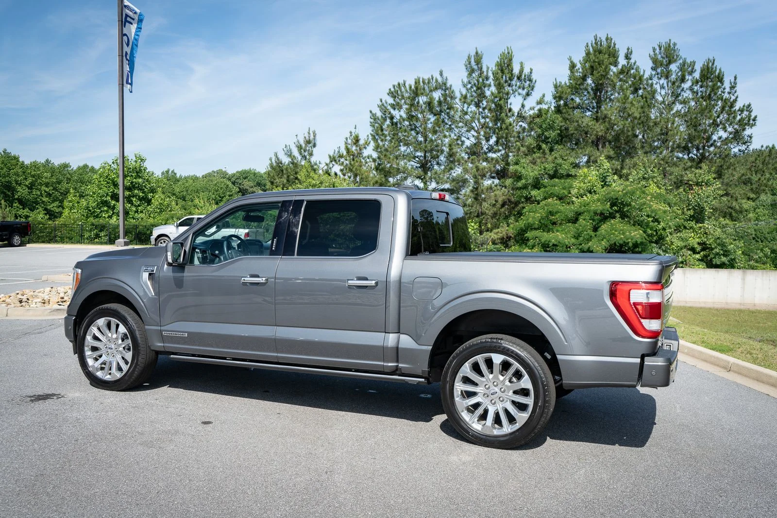 Photo 18