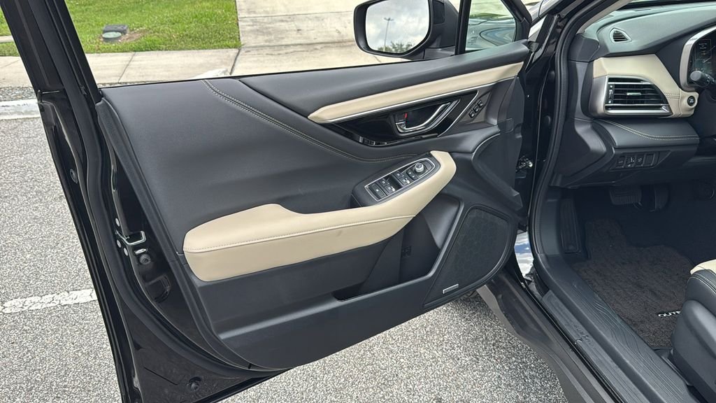 2025 Subaru Outback Limited - Photo 10