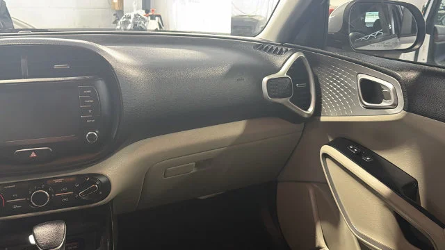 Used 2020 Silver Kia LX image 18
