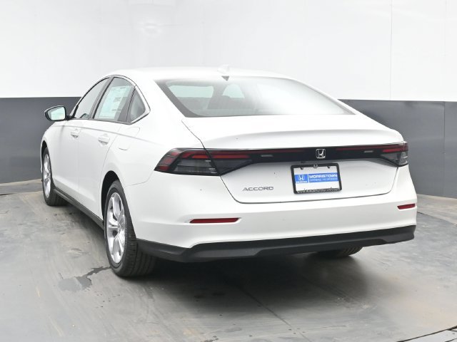 New 2026 Platinum White Pearl Honda LX image 6