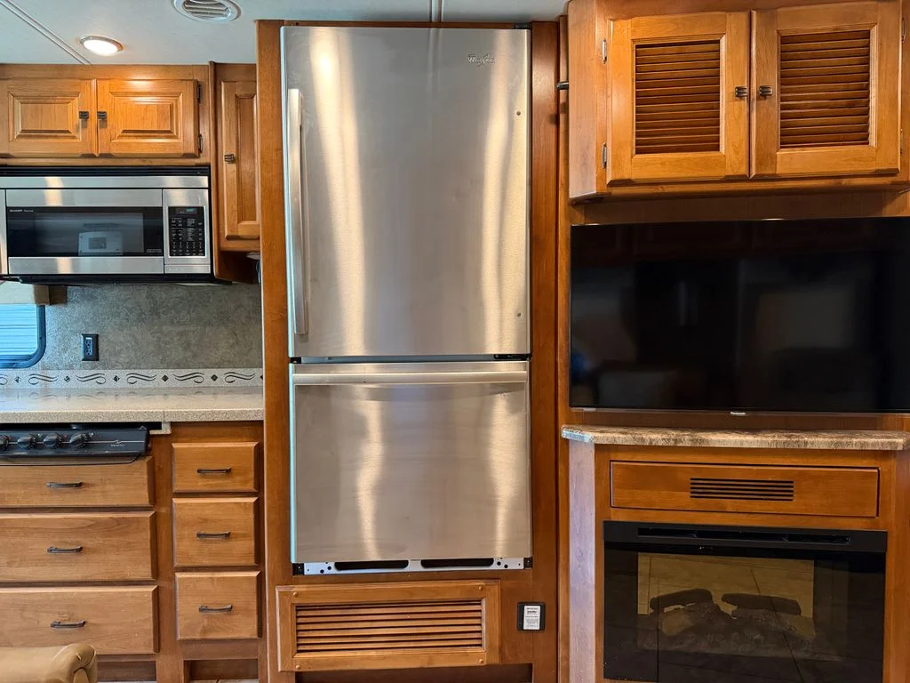 Used 2014  Tiffin  image 92
