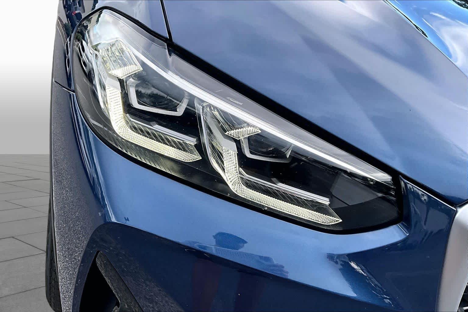 Certified Used 2025 Phytonic Blue Metallic BMW xDrive30i image 28