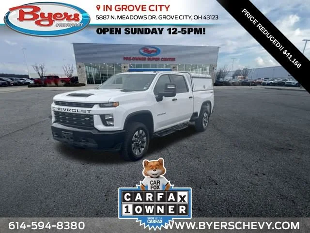 2023 Chevrolet Silverado HD Custom 4WD Crew Cab Standard Box's photo