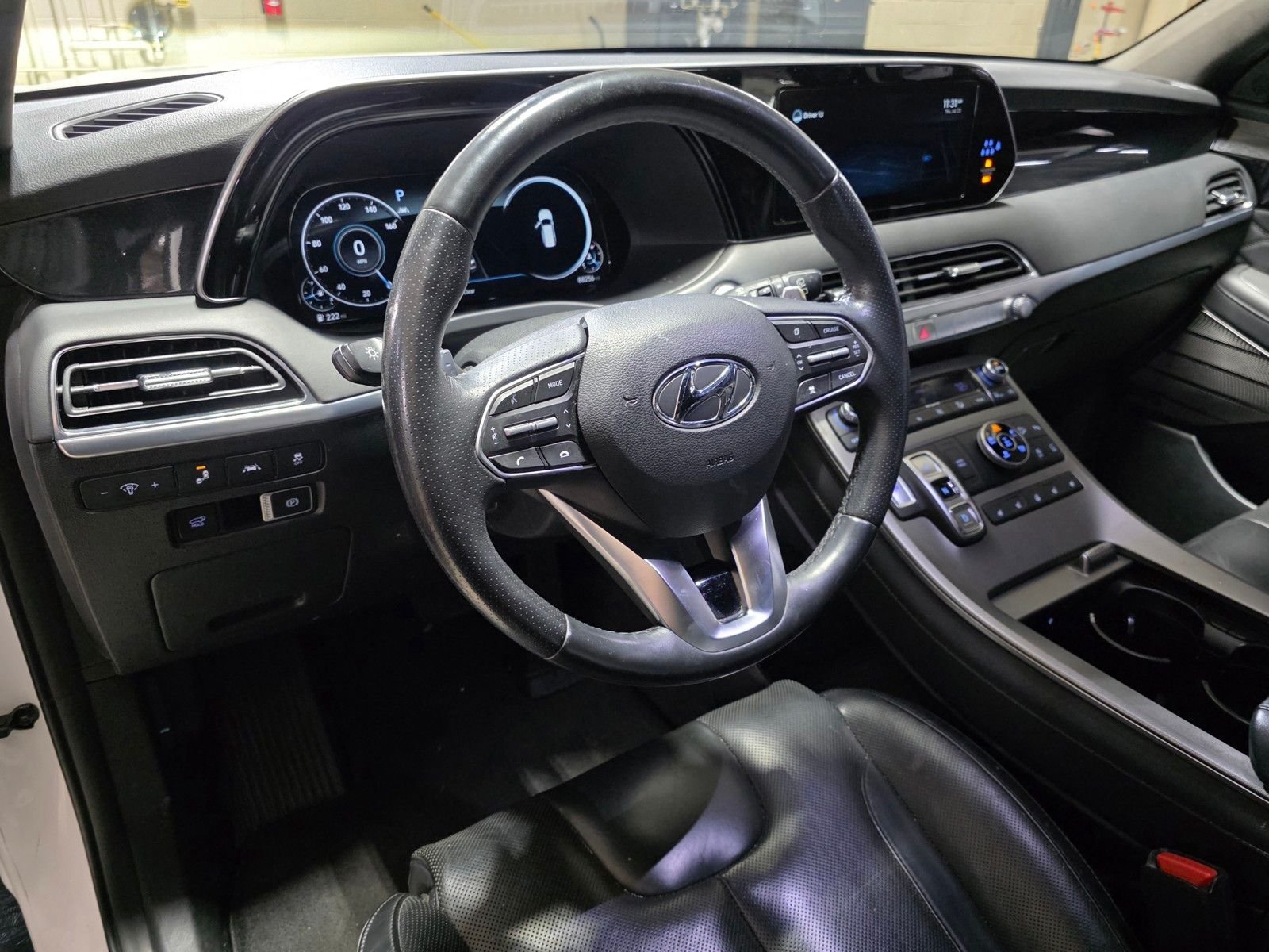 Used 2022 Hyper White Hyundai Calligraphy image 18
