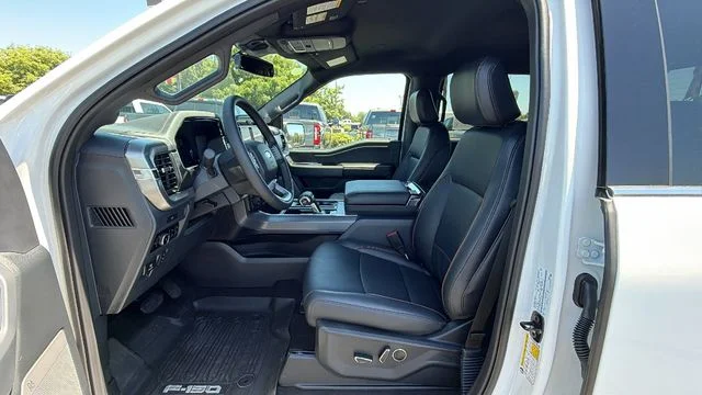 New 2026 Star White Metallic Tri-Coat Ford Lariat® image 71