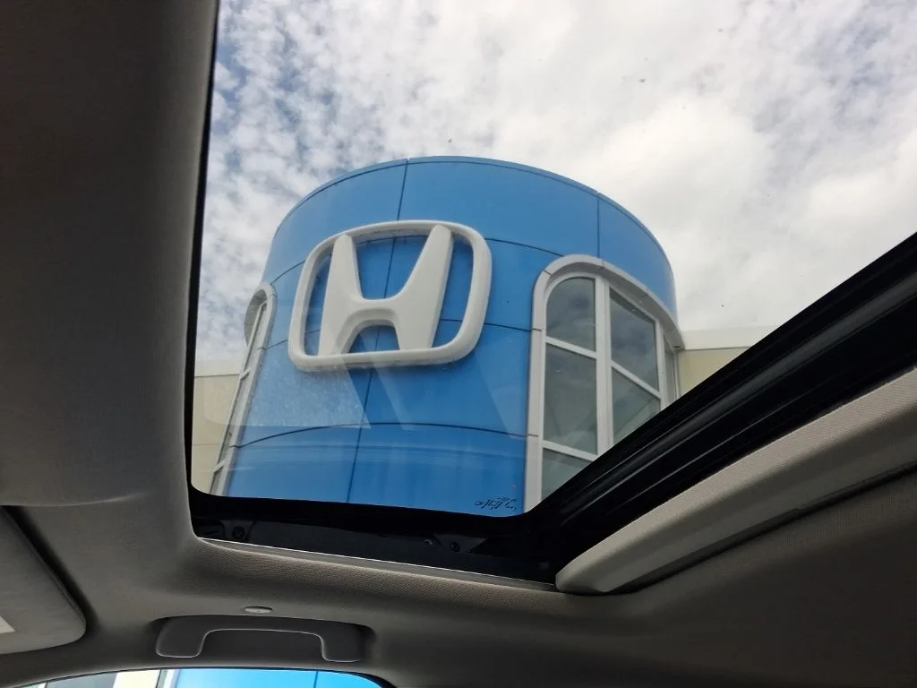 Used 2024  Honda EX-L image 24