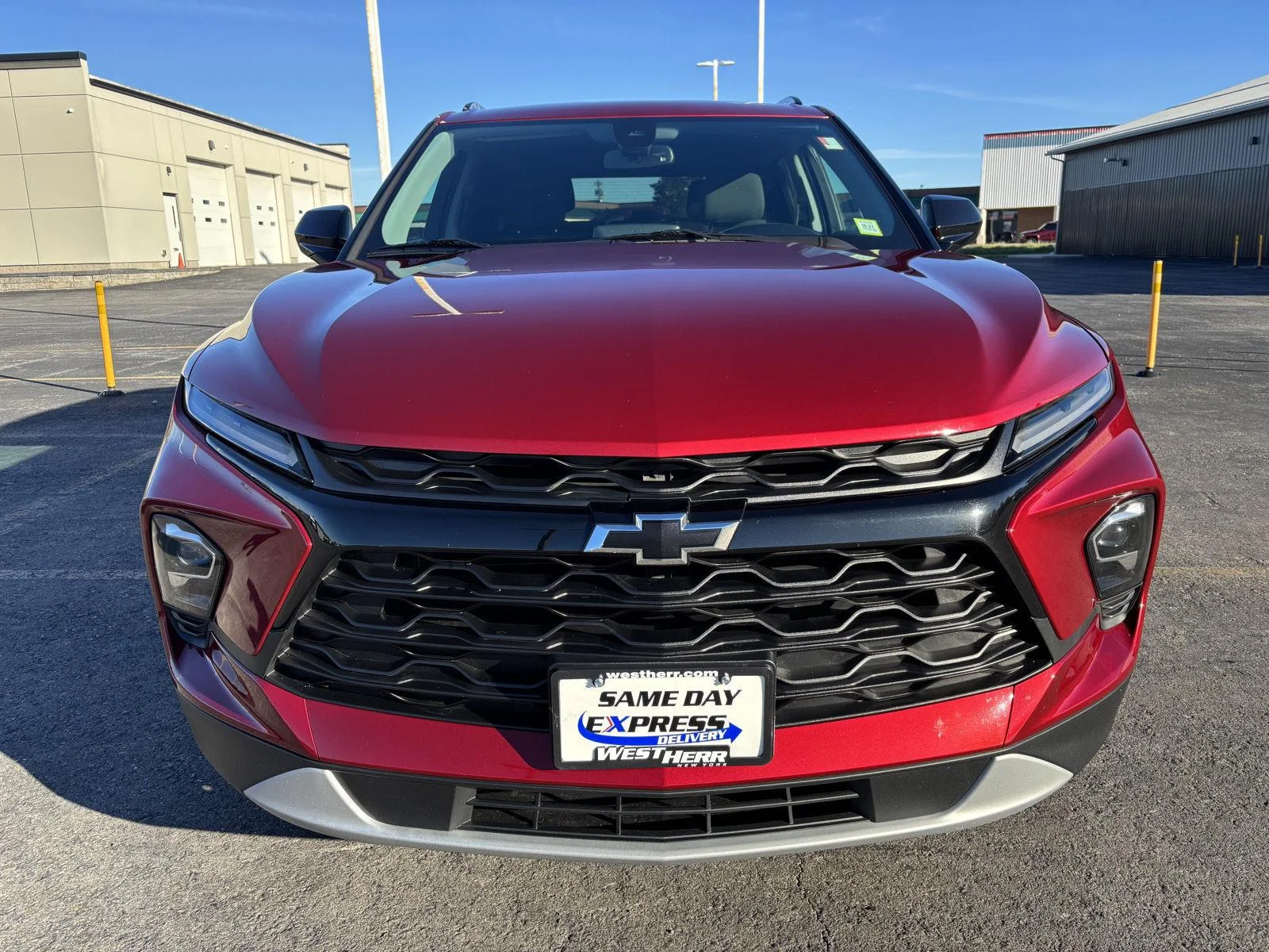 Used 2023 RADIANT RED TINTCOAT Chevrolet LT image 2