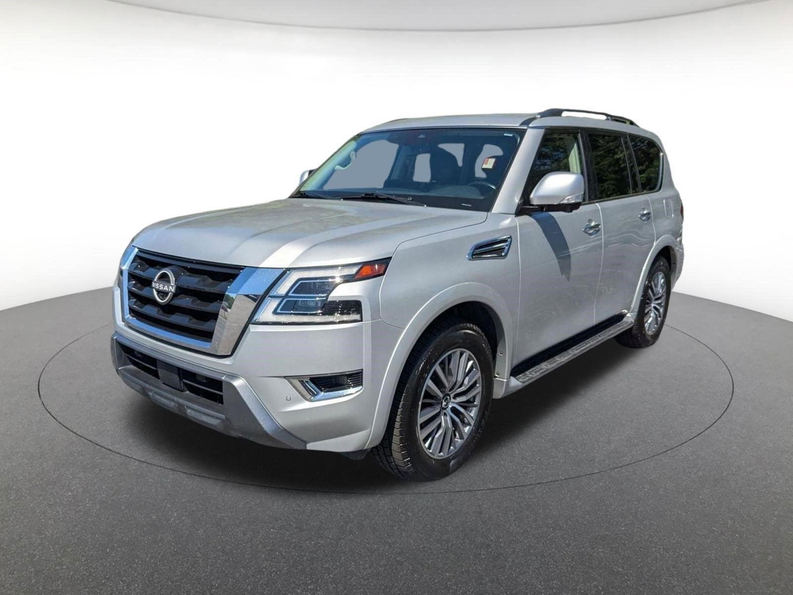 Used 2023 Brilliant Silver Metallic Nissan SL image 9