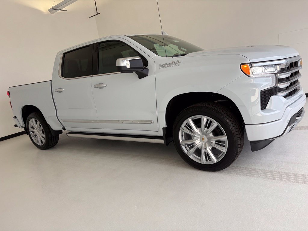 New 2026 Polar White Tricoat Chevrolet High Country image 1