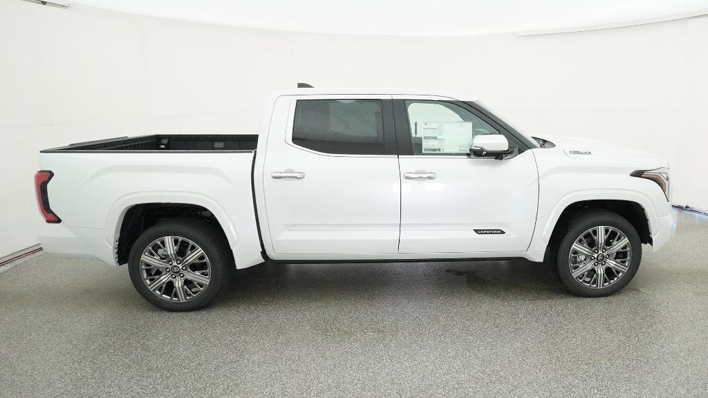 New 2026 Wind Chill Pearl Toyota Capstone image 18