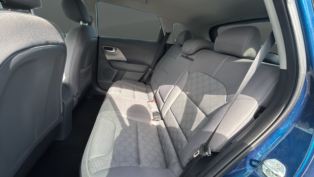 Used 2019 Deep Cerulean Kia LX image 22