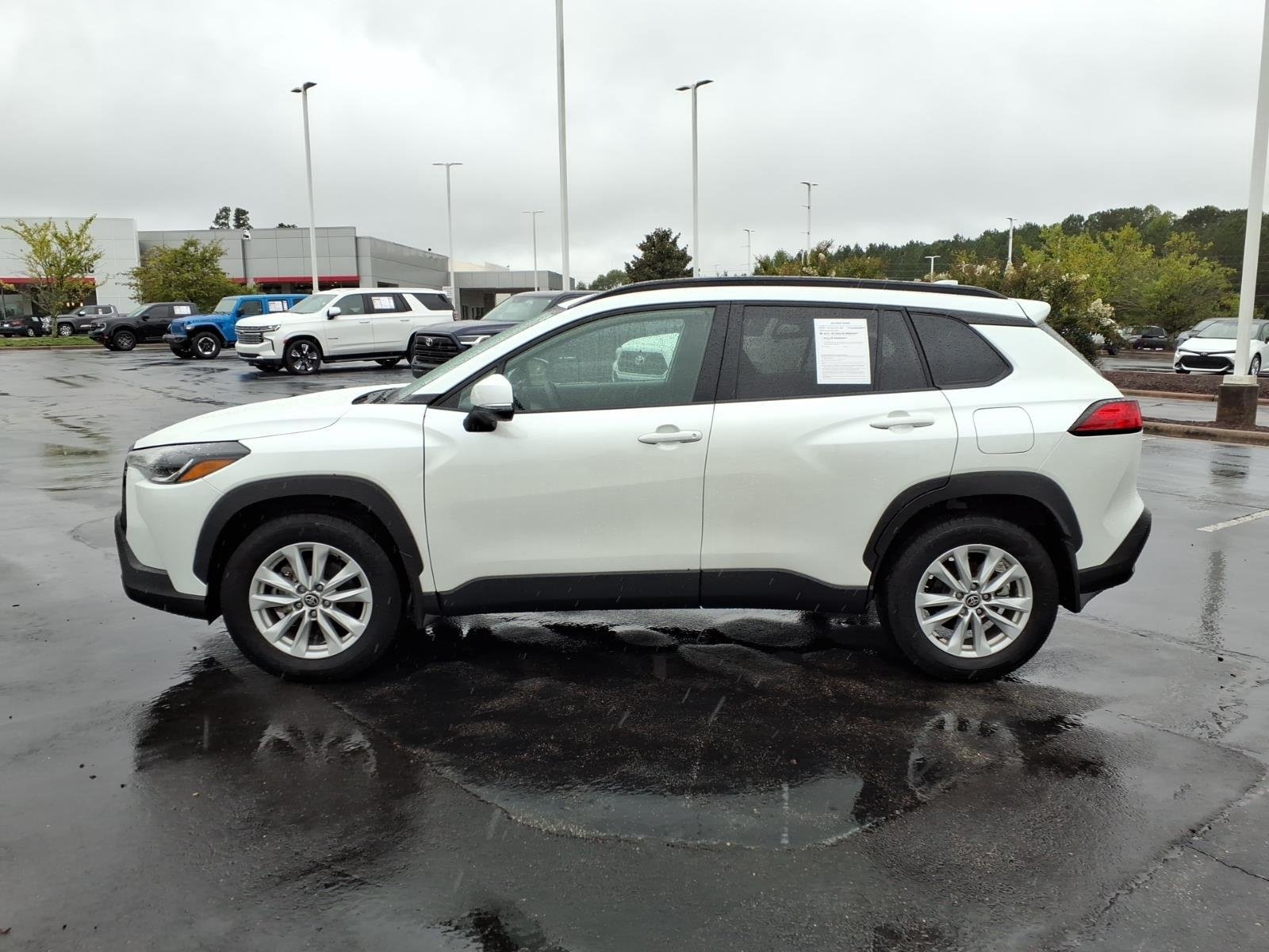 Used 2024 Wind Chill Pearl Toyota LE image 3