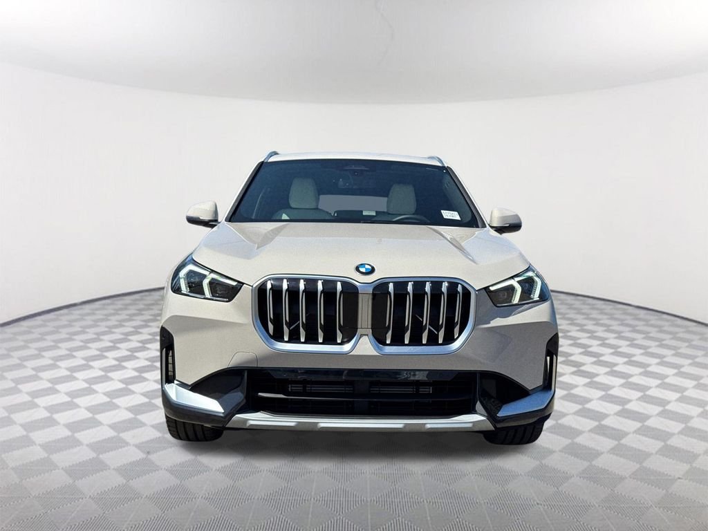 New 2027 Dune Grey Metallic BMW xDrive28i image 2