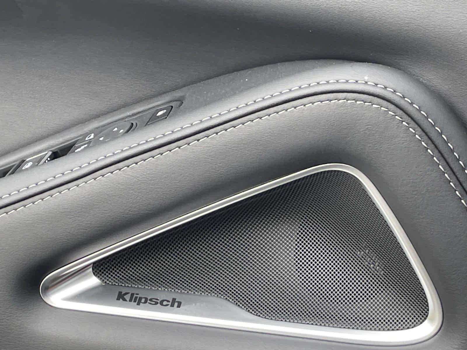 New 2026 Graphite Shadow INFINITI LUXE image 32