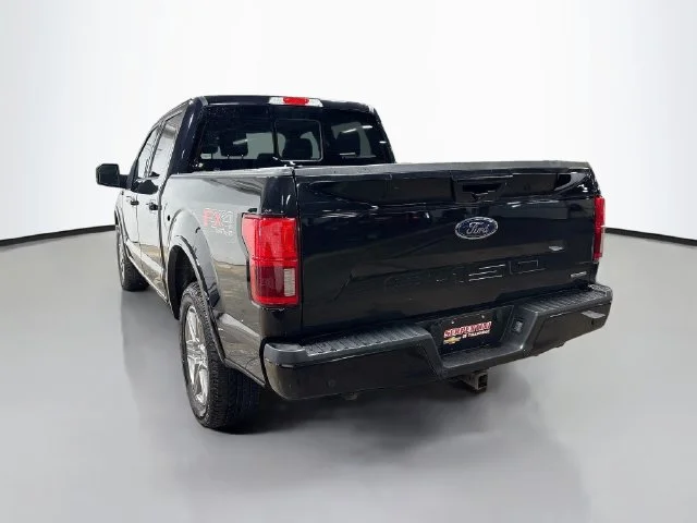 Used 2019  Ford XL image 8