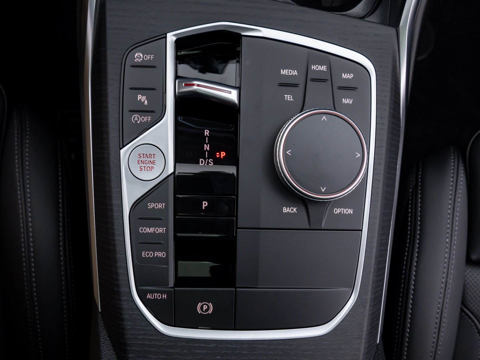 New 2026 Alpine White BMW 330i xDrive image 19