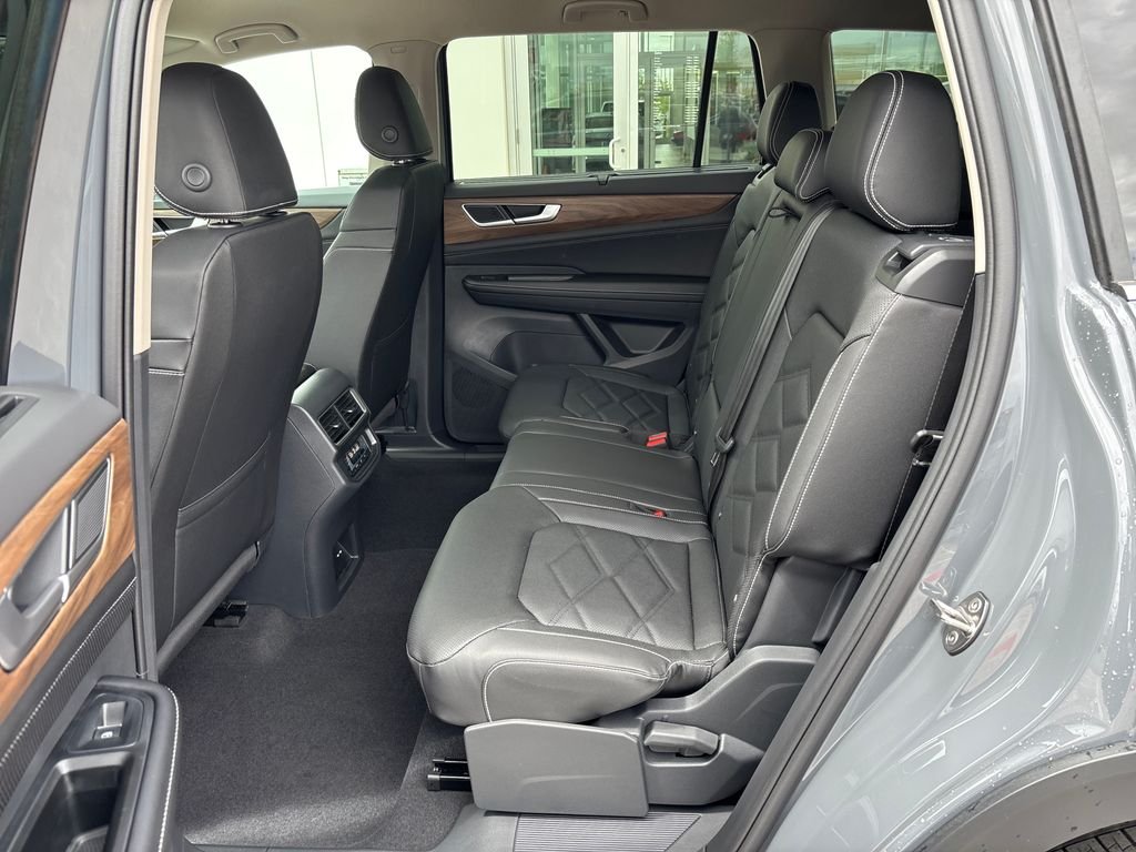 New 2026 Pure Gray Volkswagen SE w/Technology image 25