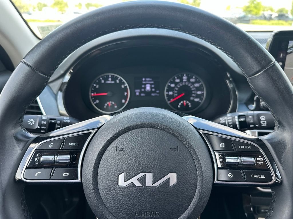 Certified Used 2023 Yellow Kia Nightfall image 21