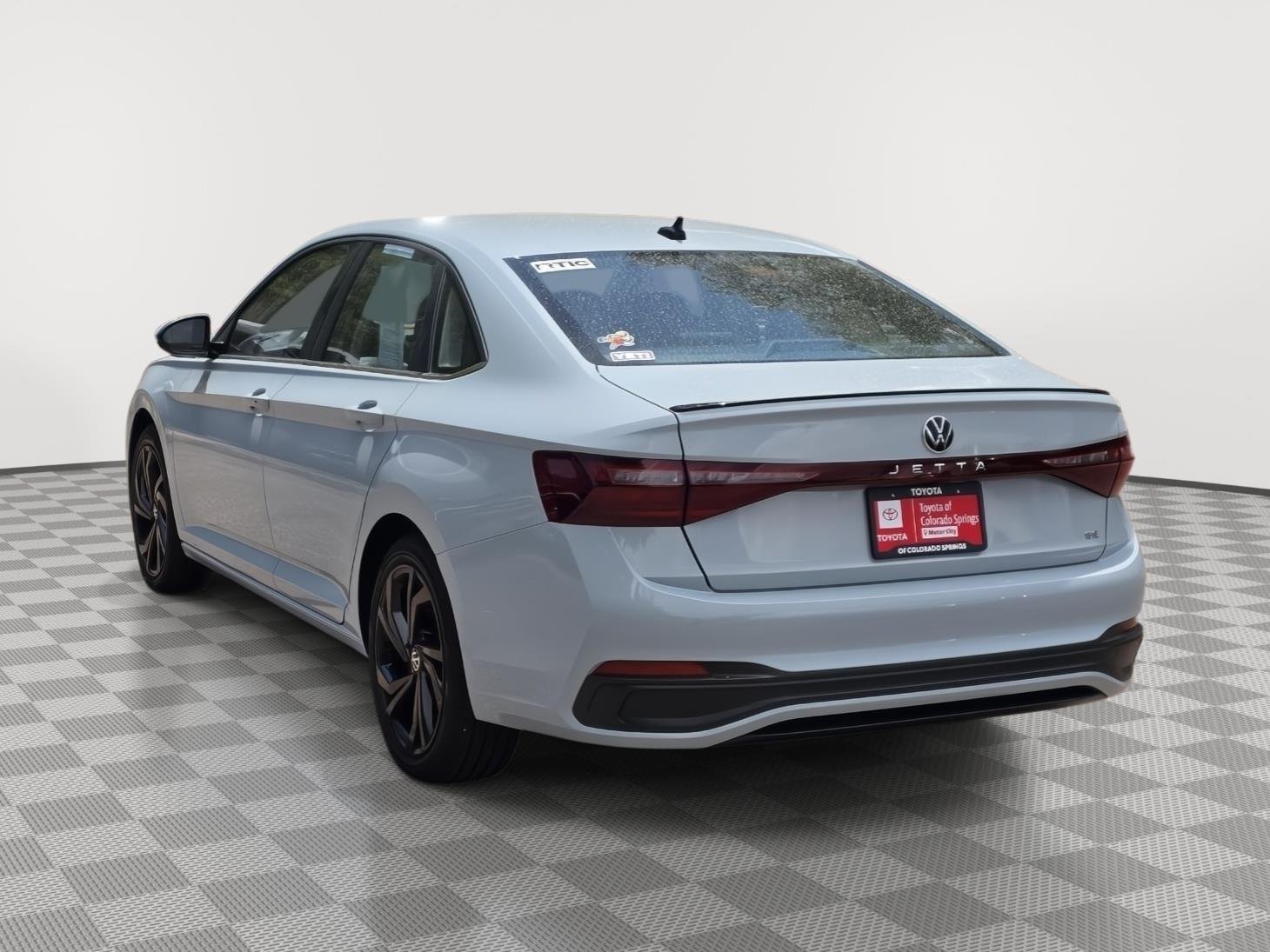 Used 2025 Monument Gray Volkswagen SE image 39