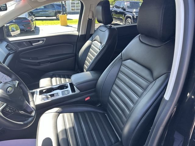 Used 2024 Black Ford SEL image 16