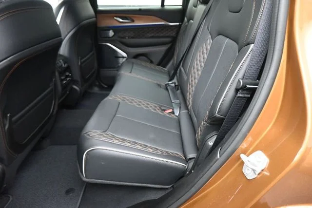 New 2026 Copper Shino Metallic Clear-Coat Exterior Paint Jeep Summit image 28