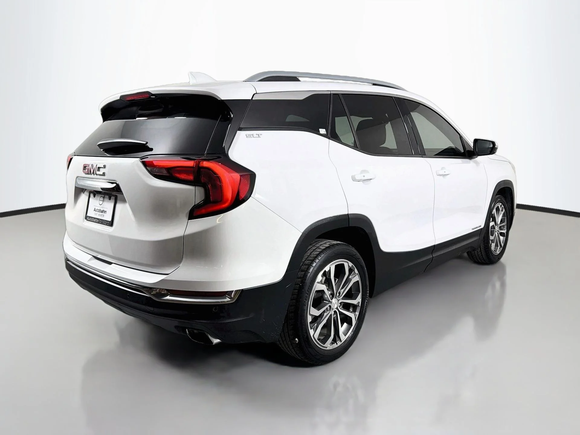 Used 2020 White GMC SLT image 6