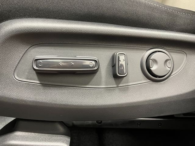 New 2026 Platinum White Pearl Honda EX image 13