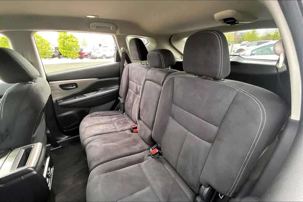 Used 2017 Red Nissan SV image 28
