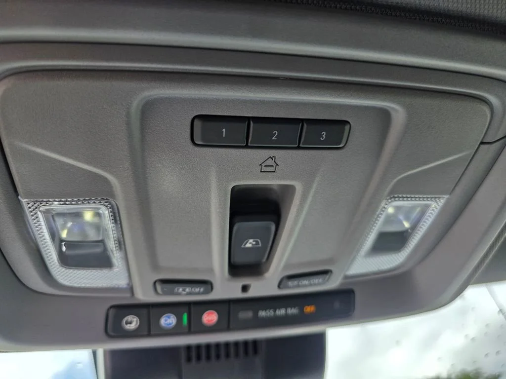 Used 2025 Sterling Gray Metallic Chevrolet LT Trail Boss image 29