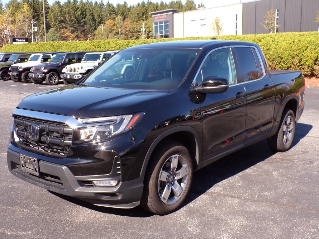 Used 2026 Black Honda RTL image 3