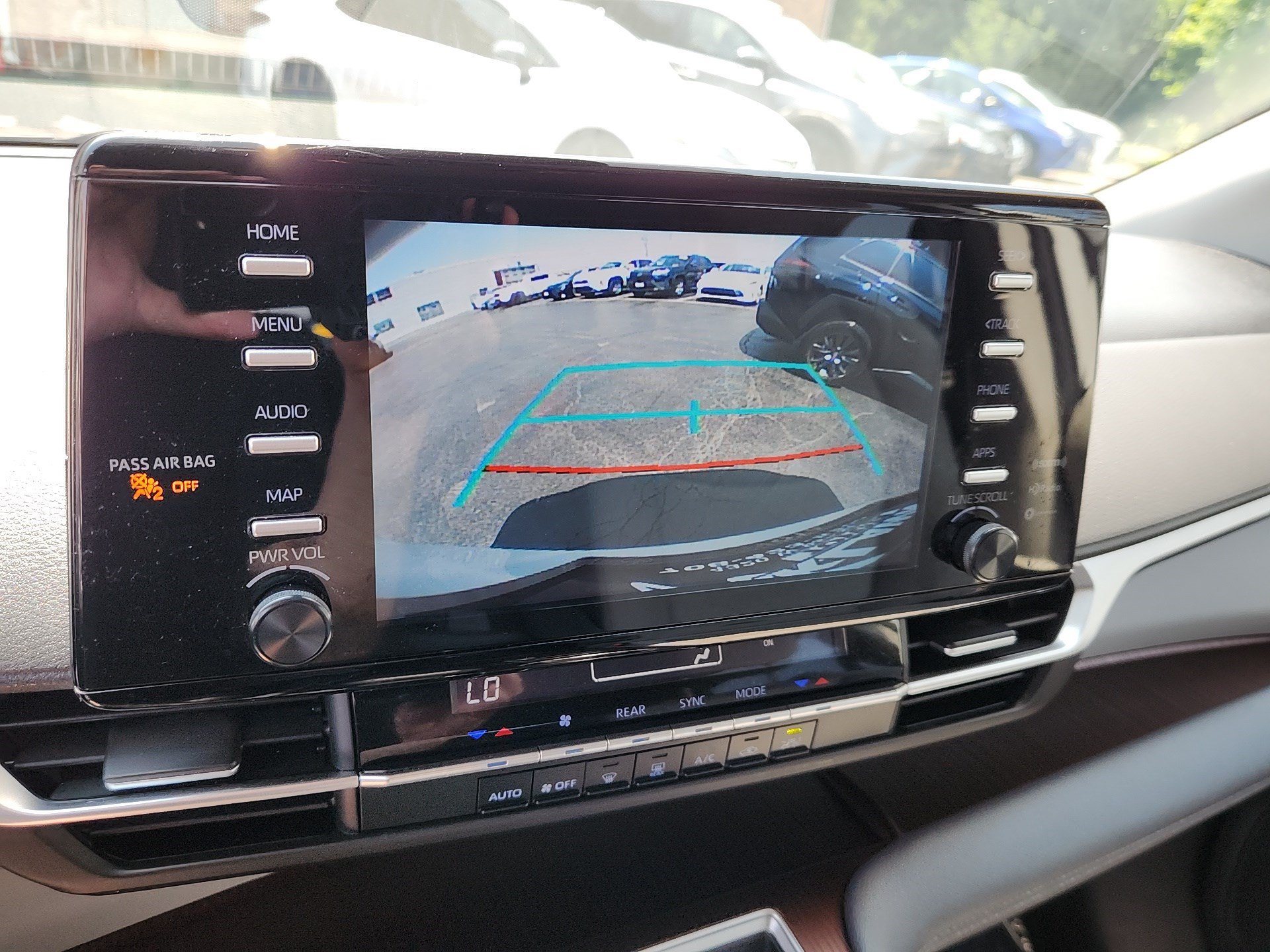 Certified Used 2022 White Toyota LE image 16